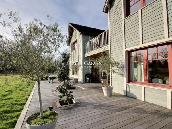 Magnifique Maison en bois à louer dans la campagne normande