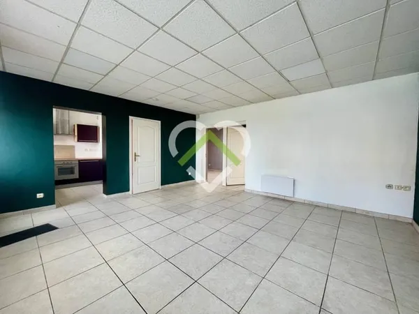 Local commercial 66 m²