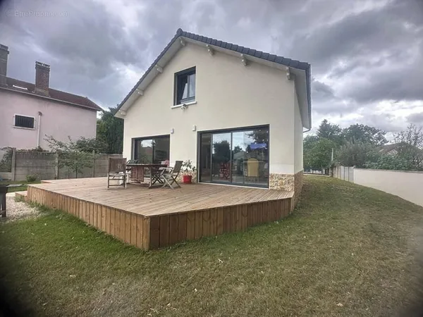 Maison neuve 7P 250 m²
