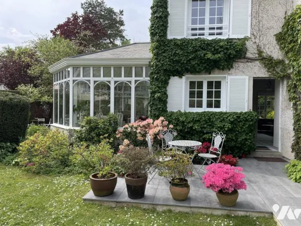 Maison 9 pièces 130 m²