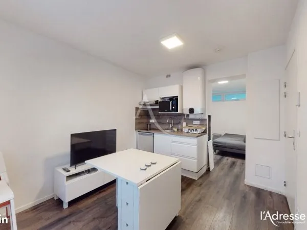 Studio 1 pièce 20 m²