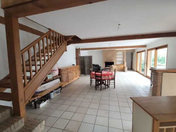 Maison 4 pièces 160 m²