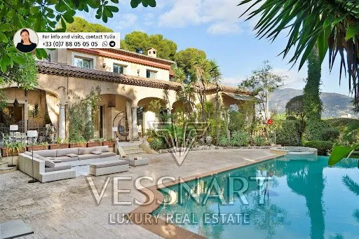 Maison 5 pièces 235 m²