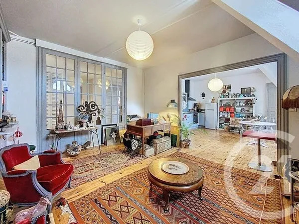 Appartement 3 pièces 103 m²
