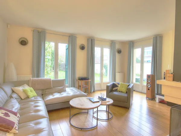 Maison Chatou 6 pièce(s) 150.87 m2
