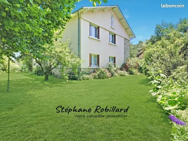 Maison 8 pièces 150 m²