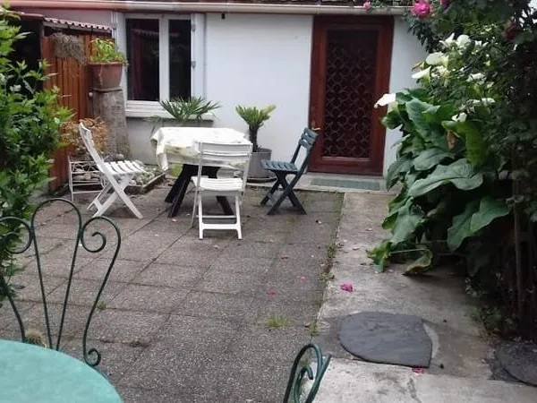 Studio 1 pièce 25 m²