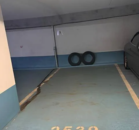 Parking 12 m²