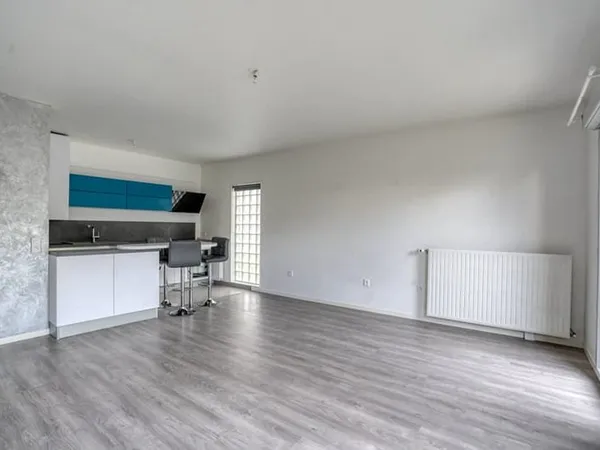 Appartement quatre pièces - 82 m²