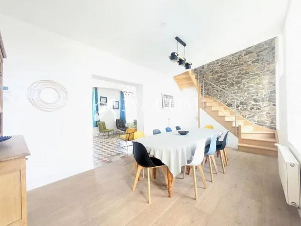 Maison 7 pièces 145 m²