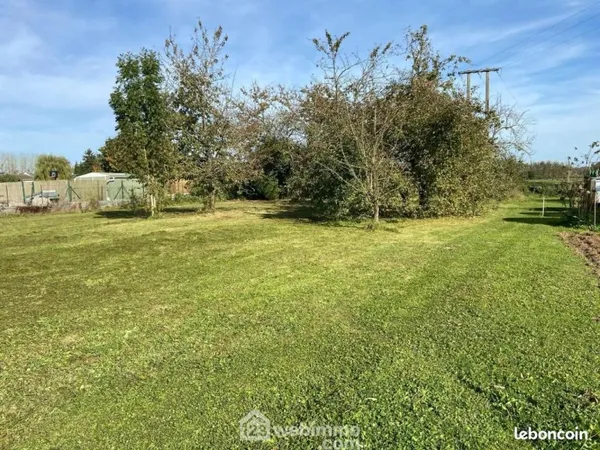 Terrain 1 003 m² Mesbrecourt Richecourt