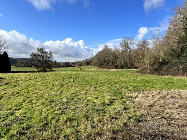 Terrain en individuel 1099 m²