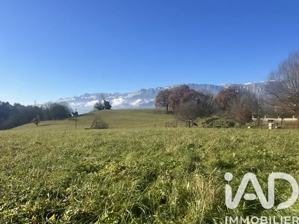 Terrain 1029 m²