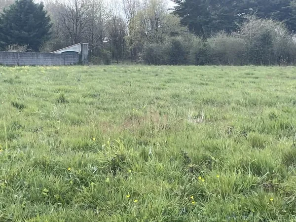 TERRAIN 301 m² - SAINT PHILBERT DE GRAND LIEU