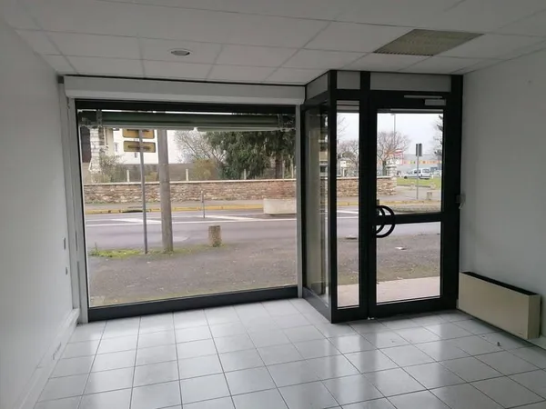 Local d'activité 1 pièce 30 m²