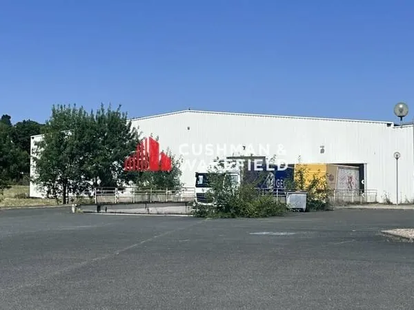 LOCAL D'ACTIVITE à vendre