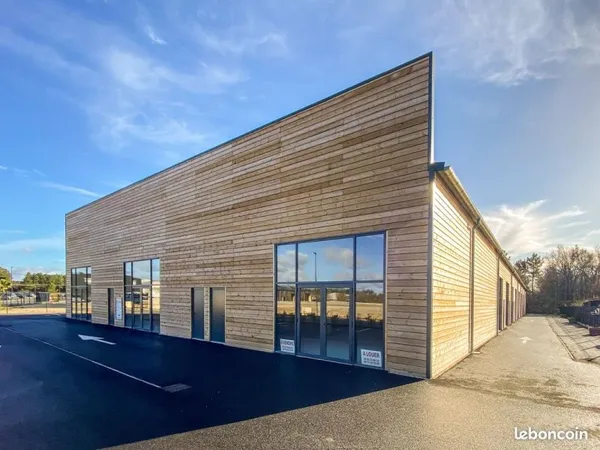 Local commercial/artisanal 183 m²