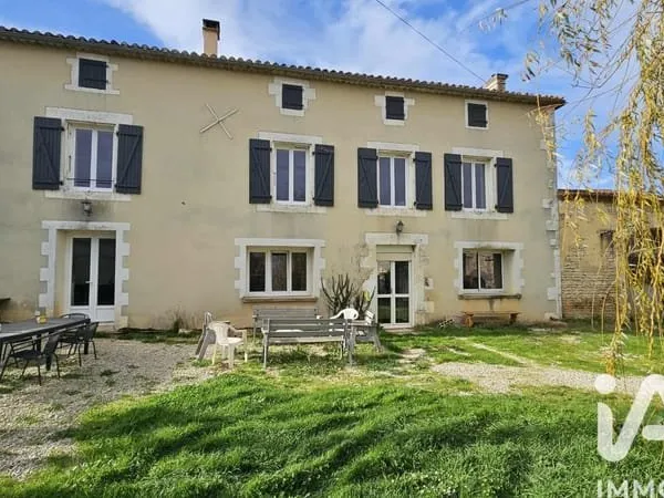 Vente Maison de village 6 pièces