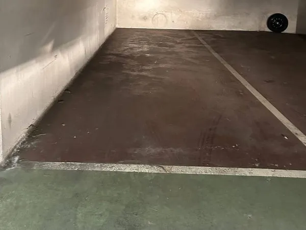 Parking 10 m²