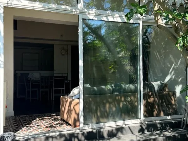 Bordeaux - Vend Échoppe en pierre avec jardin plein Sud - Quartier Place Simiot