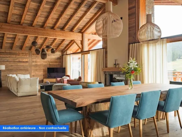 Maison 10 pièces 332 m²