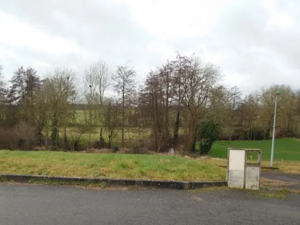 Terrain 789 m²