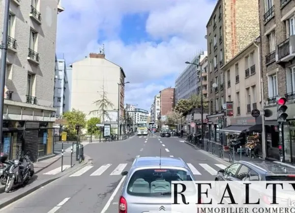 Local commercial 90 m²