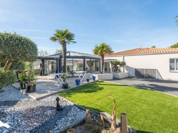 Contemporaine de 7 pièces principales