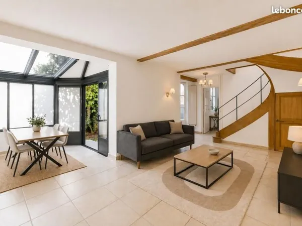 Maison 3 pièces 117 m²