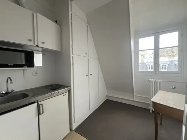 Vends chambre de service 9m²