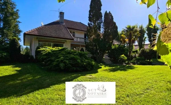 Maison 6 pièces 192 m²