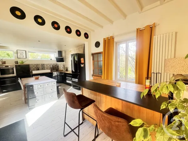 Maison 5 pièces 136 m²