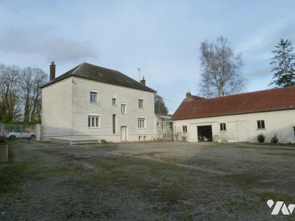 Maison 8 pièces 244 m²