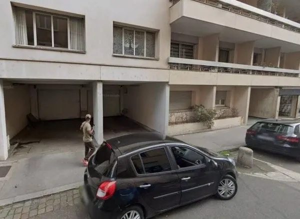 Stationnement Location Lyon   110€