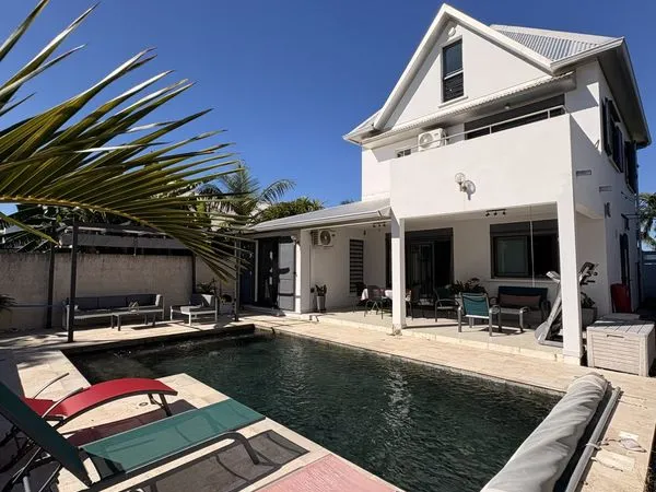 Villa 5 pièces 146 m²