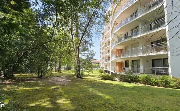 Biarritz St Charles Aguilera T5 de 123 m2 terrasses, parking piscine