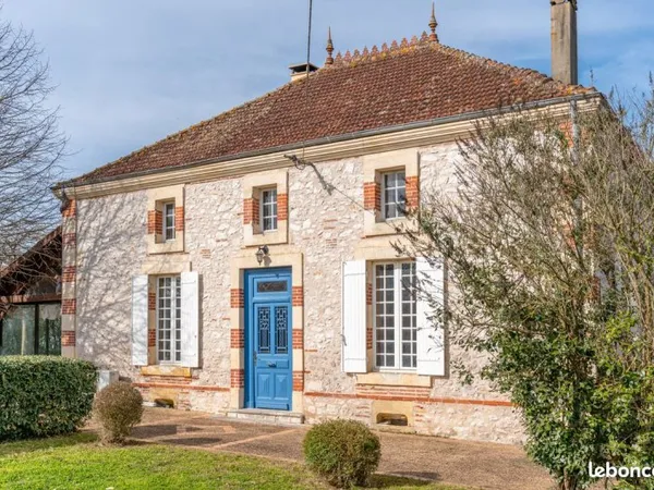 Maison 5 pièces 166 m²