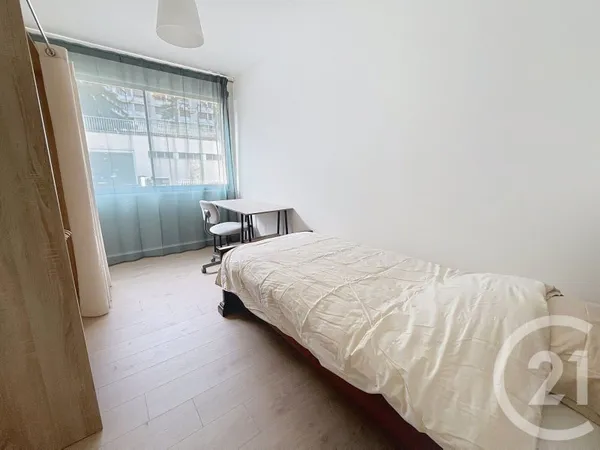 Appartement 1 pièce 67 m²
