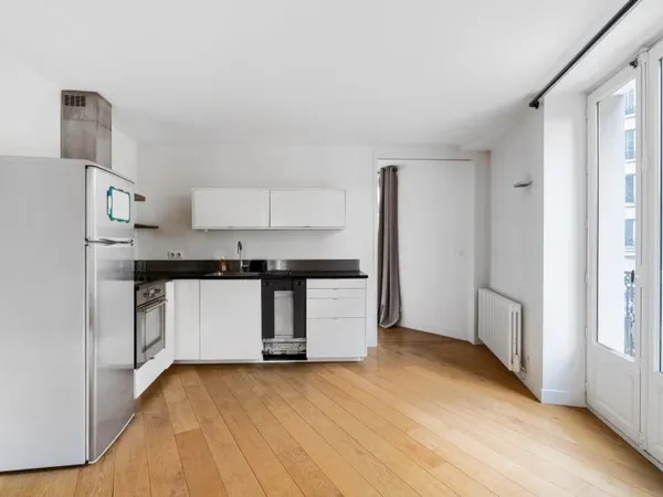 Vends appartement lumineux avec balcons