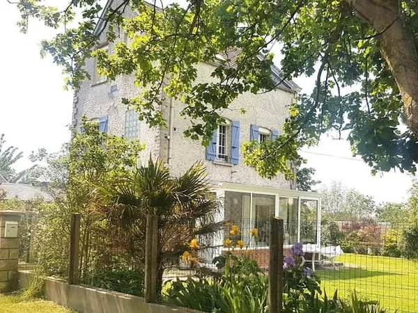 Villa 8 pièces 143 m²