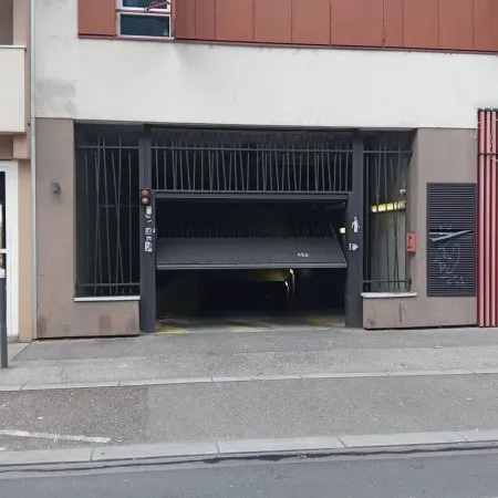 Parking 13 m²