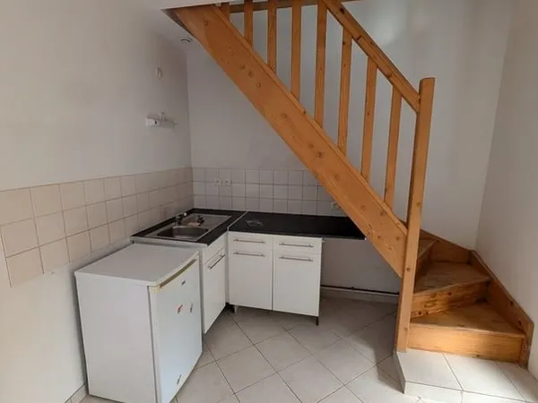 Duplex F2 avec jardinet