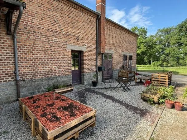 APPARTEMENT CHEVAGNES - 4 pièce(s) - 160 m2