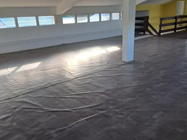 Bureaux 5 pièces avec mezzanine 50 m², vue mer