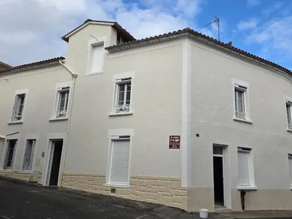 LES ESSARTS EN BOCAGE , appartement de 41 m2 de type 2 en p