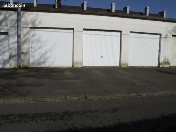Garage à louer