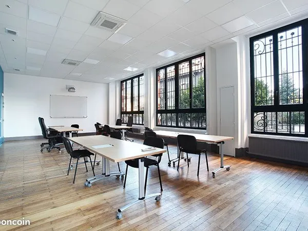 Bureau privé à louer pour 5 personnes à Grenoble City