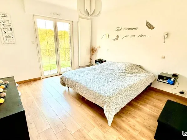 🌿 Propriété de charme avec piscine sur 3 500 m² - Aubers,