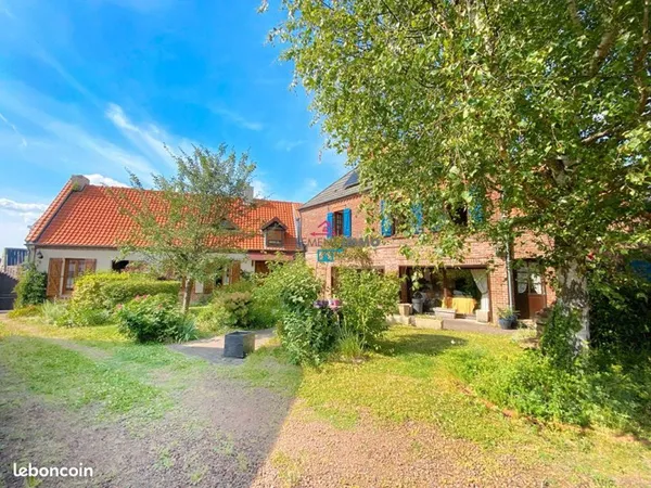 Maison 8 pièces 195 m²