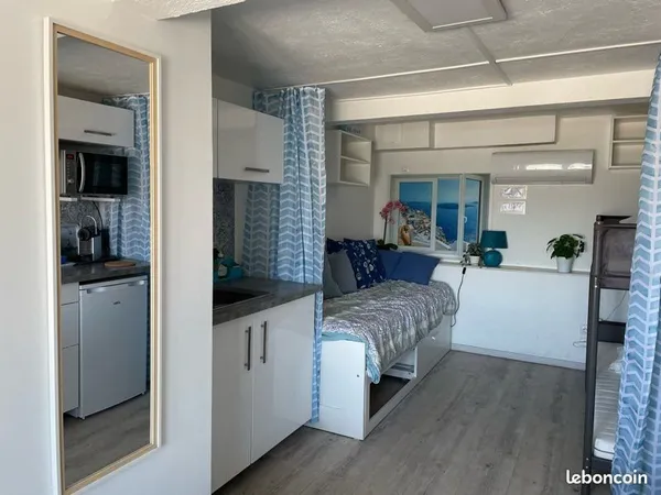 Cabanon rénové meublé 4 couchages, bord de plage de la Pointe Rouge (Marseille)
